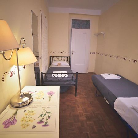 Barcolana Lodge - Hostel トリエステ エクステリア 写真