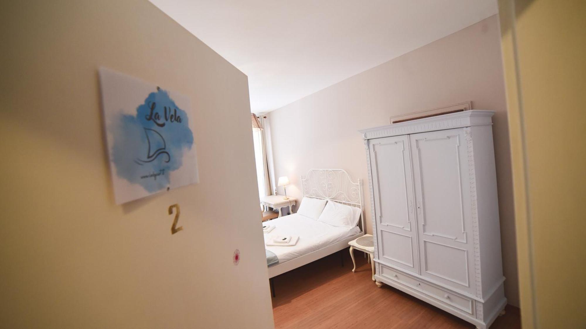 Barcolana Lodge - Hostel トリエステ エクステリア 写真
