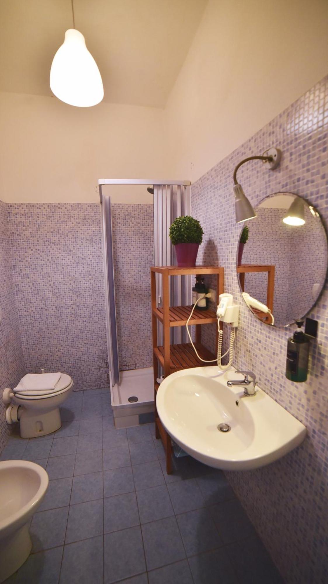Barcolana Lodge - Hostel トリエステ エクステリア 写真